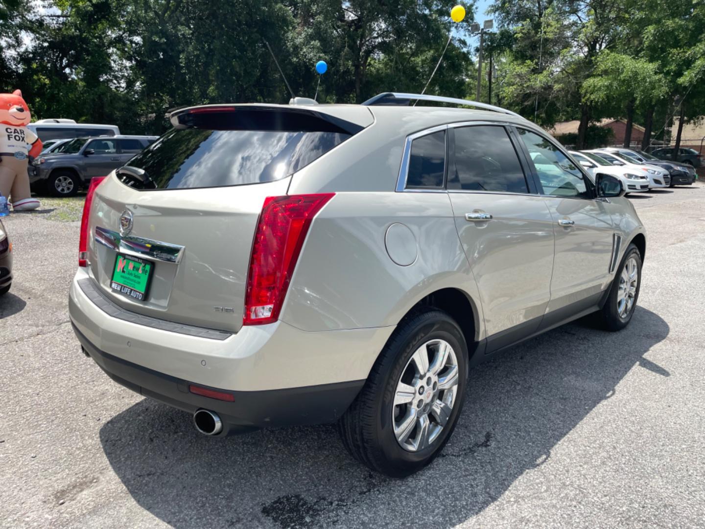 2016 SILVER CADILLAC SRX LUXURY COLLECTION (3GYFNEE33GS) with an 3.6L engine, Automatic transmission, located at 5103 Dorchester Rd., Charleston, SC, 29418-5607, (843) 767-1122, 36.245171, -115.228050 - Photo#6